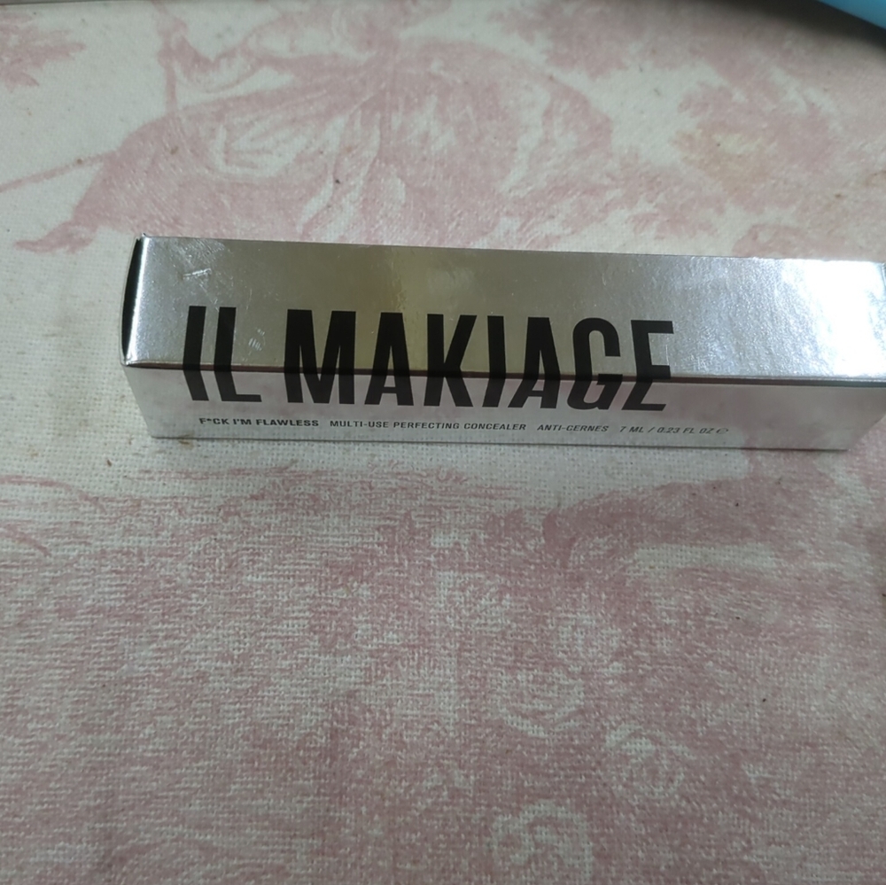 IL MAKIAGE Multi-Use Perfecting Concealer